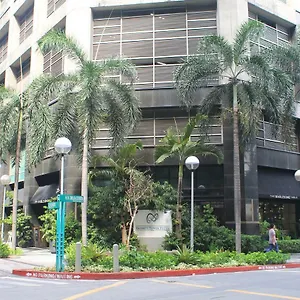 Hotel Infinity Tower, Makati City